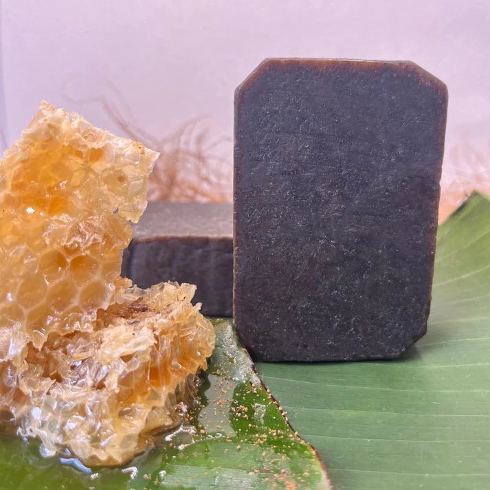 BLESSINGS ALL NATURAL HONEY PEPPERMINT FACE & BODY BAR